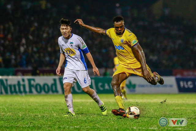 Ảnh: Công Phượng vụt sáng, HAGL bước lên top 4 V.League - Ảnh 18.