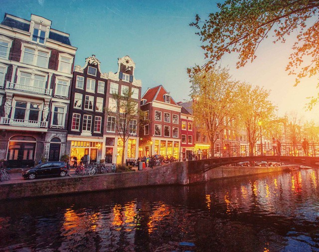 Amsterdam - thành phố du lịch “thoáng” nhất thế giới - từ giờ bớt “thoáng” - Ảnh 3.
