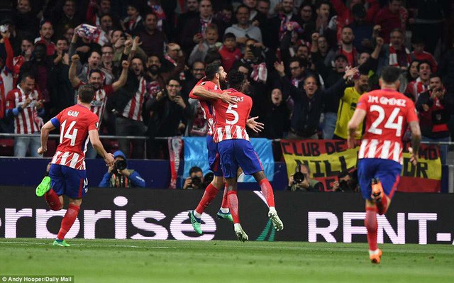 ẢNH: Thua Atletico Madrid, Arsenal và HLV Wenger chia tay Europa League đầy tiếc nuối  - Ảnh 8.