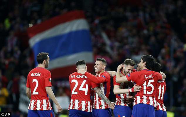 Madrid vẫn là kinh đô bóng đá của châu Âu - Ảnh 1. Madrid vẫn là kinh đô bóng đá của châu Âu - Ảnh 1.