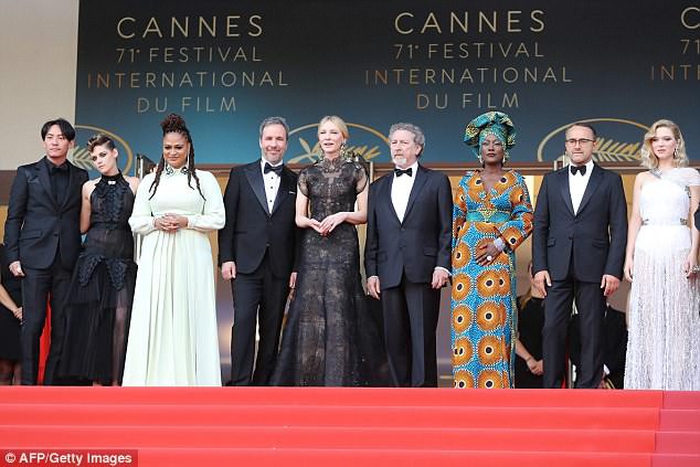 Thảm đỏ Liên hoan phim Cannes 2018 có gì đặc sắc? - Ảnh 11.