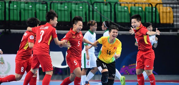 Đánh bại Indonesia 2-1, Việt Nam vào bán kết VCK Futsal nữ châu Á 2018 - Ảnh 3.