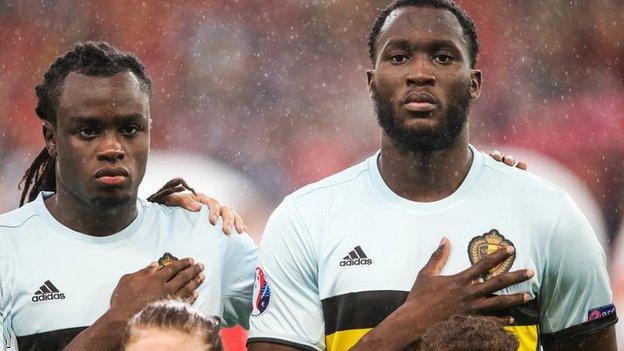 Romelu Lukaku: Nhiều người Bỉ chỉ muốn nhìn thấy tôi thất bại - Ảnh 3.