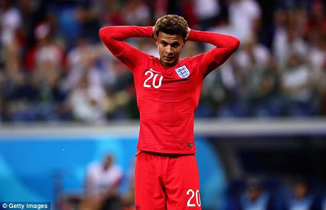 Nén đau thi đấu, Dele Alli khiến HLV Southgate lo lắng - Ảnh 2.