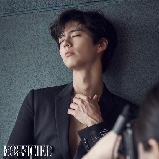 Park Bo Gum đầy trầm tư trong bộ ảnh mới - Ảnh 4.