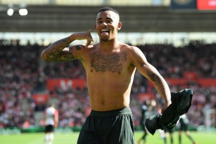 Gabriel Jesus: Bước từ vỉa hè Sao Paulo ra thảm cỏ Moscow - Ảnh 2.