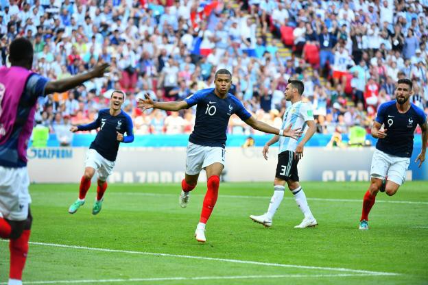 Chấm điểm Pháp 4-3 Argentina: Mbappe tiễn Messi rời nước Nga - Ảnh 3.