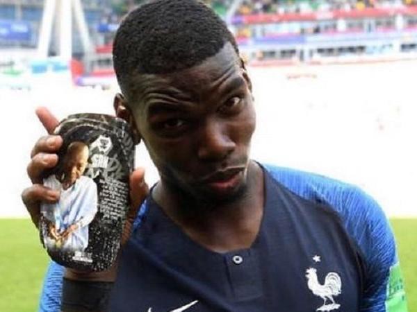 Vô địch World Cup 2018, Paul Pogba làm điều này khiến nhiều người xúc động - Ảnh 2.