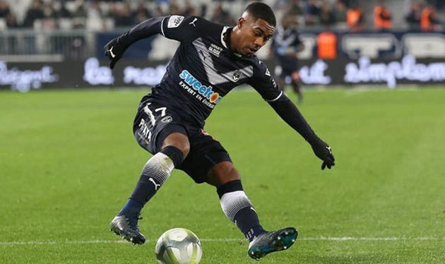 malcom-990390-0835 malcom-990390-0835