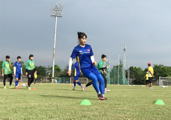 AFF Cup nữ 2018: Đội tuyển nữ Việt Nam tự tin trước trận gặp chủ nhà Indonesia - Ảnh 4.