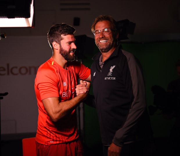 Kích nổ bom tấn Alisson, Jurgen Klopp chặn đường về Liverpool với sao người Pháp - Ảnh 1.