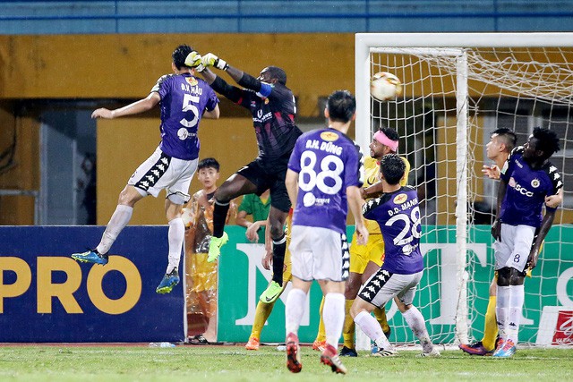 Vòng 20 Nuti Café V.League 2018 ngày 21/7: FLC Thanh Hóa quyết giành top 3, SLNA đứng trước kỷ lục - Ảnh 2.