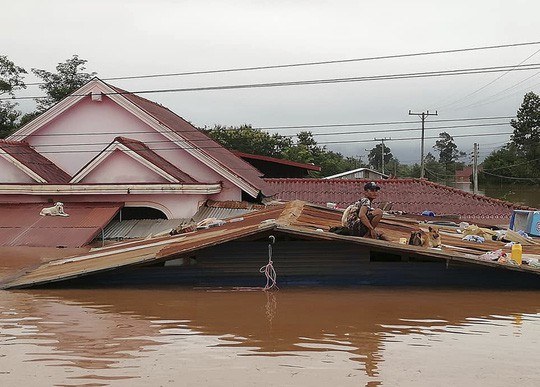 Vỡ đập thủy điện ở Lào: Nước lũ rút dần, công tác cứu hộ vẫn đang tiến hành khẩn trương - Ảnh 1.