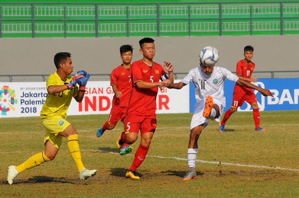 Thanh Trung lập cú đúp, U16 Việt Nam thắng Timor Leste 4-0 - Ảnh 1.