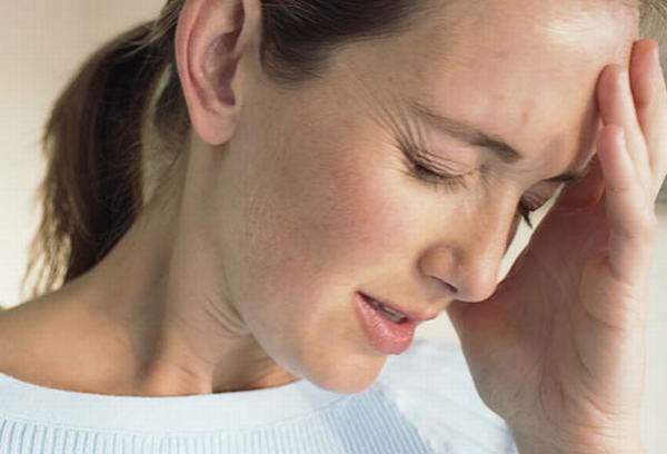 Nguyên nhân gây tụt huyết áp và cách sơ cứu nhanh - Ảnh 1. Nguyên nhân gây tụt huyết áp và cách sơ cứu nhanh - Ảnh 1.