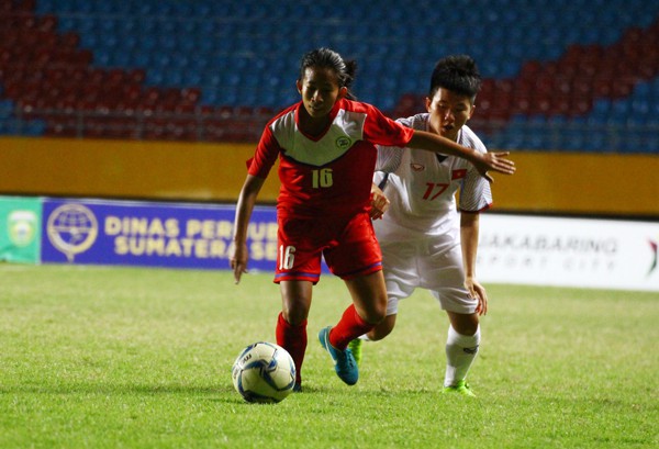 Đánh bại Philippines 5-0, Việt Nam giành quyền vào chơi bán kết giải AFF Cup nữ 2018 - Ảnh 1. Đánh bại Philippines 5-0, Việt Nam giành quyền vào chơi bán kết giải AFF Cup nữ 2018 - Ảnh 1.