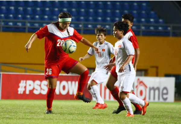 Đánh bại Philippines 5-0, Việt Nam giành quyền vào chơi bán kết giải AFF Cup nữ 2018 - Ảnh 2. Đánh bại Philippines 5-0, Việt Nam giành quyền vào chơi bán kết giải AFF Cup nữ 2018 - Ảnh 2.