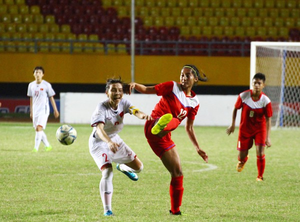 Đánh bại Philippines 5-0, Việt Nam giành quyền vào chơi bán kết giải AFF Cup nữ 2018 - Ảnh 4. Đánh bại Philippines 5-0, Việt Nam giành quyền vào chơi bán kết giải AFF Cup nữ 2018 - Ảnh 4.