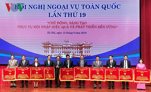 Thông qua Định hướng công tác đối ngoại địa phương giai đoạn 2018-2021 - Ảnh 2.