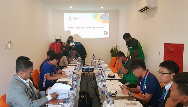 ASIAD 2018: ĐT Olympic Việt Nam mặc áo đỏ trong trận ra quân gặp Pakistan - Ảnh 1. ASIAD 2018: ĐT Olympic Việt Nam mặc áo đỏ trong trận ra quân gặp Pakistan - Ảnh 1.