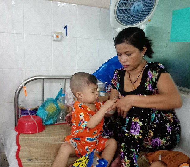 Em nghĩ số mình xui rủi nhận nuôi nó, nên nó cũng xui rủi theo! - Ảnh 2. Em nghĩ số mình xui rủi nhận nuôi nó, nên nó cũng xui rủi theo! - Ảnh 2.