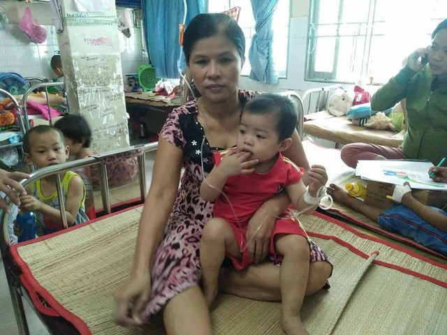 Em nghĩ số mình xui rủi nhận nuôi nó, nên nó cũng xui rủi theo! - Ảnh 4. Em nghĩ số mình xui rủi nhận nuôi nó, nên nó cũng xui rủi theo! - Ảnh 4.