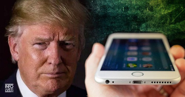 Ngoài 2 chiếc iPhone, Tổng thống Trump còn sử dụng cả... iPad - Ảnh 2.