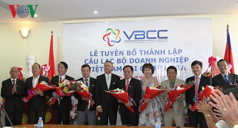 Thành lập Câu lạc bộ Doanh nghiệp Việt Nam tại Campuchia - Ảnh 1.