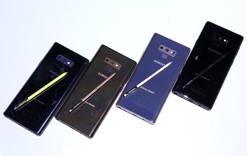 Samsung Galaxy Note 9 đáng mua hơn Galaxy S9? - Ảnh 2.