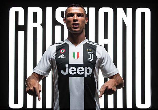 Đội hình siêu khủng của Juventus: Nhìn đã thấy sợ! - Ảnh 1.