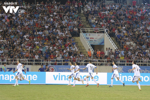 Những hình ảnh không thể nào quên trong ngày đăng quang giải tứ hùng của U23 Việt Nam - Ảnh 13. Những hình ảnh không thể nào quên trong ngày đăng quang giải tứ hùng của U23 Việt Nam - Ảnh 13.