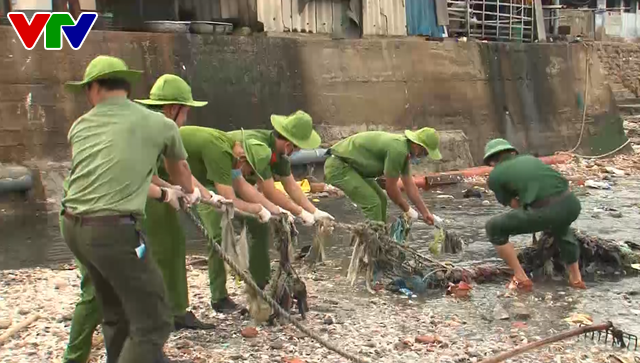 500 thanh niên ra quân hưởng ứng Chiến dịch làm cho thế giới sạch hơn năm 2018 - Ảnh 2.