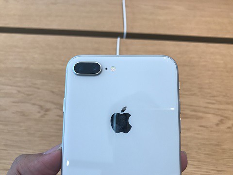 Lên đời với iPhone XS Max hay mua iPhone 8 Plus? - Ảnh 2.