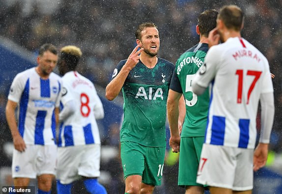 1537635225223_lc_galleryImage_Soccer_Football_Premier_L