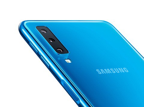 Khám phá smartphone 3 camera đầu tiên của Samsung - Ảnh 1.