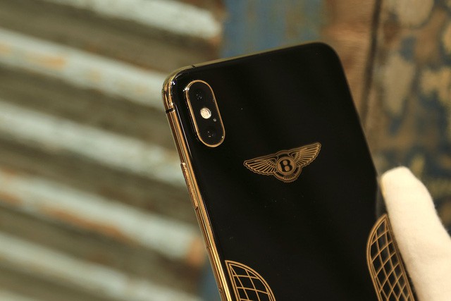 Ngắm iPhone XS Max mạ vàng 18k đầu tiên ở Việt Nam - Ảnh 5.