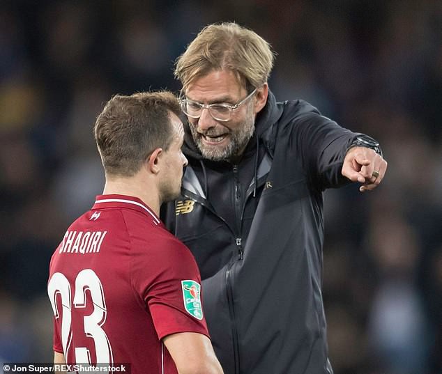 HLV Klopp phân trần về màn quát vào mặt Shaqiri sau trận thua Chelsea - Ảnh 1.