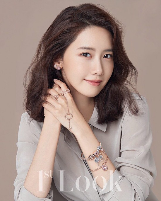 Khó rời mắt khỏi YoonA (SNSD) trong bộ ảnh mới - Ảnh 1.