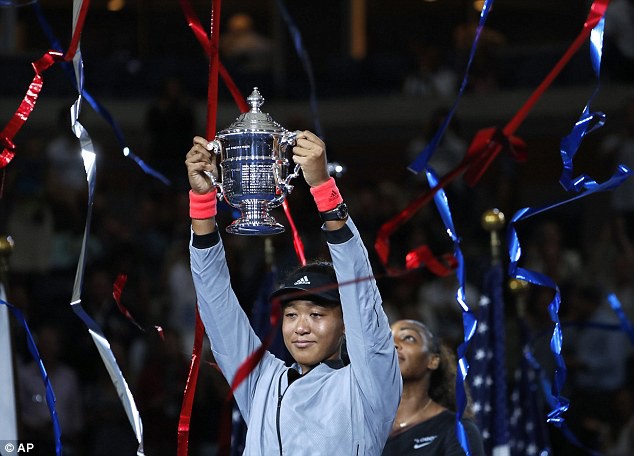 Xuất sắc vượt qua tượng đài Serena Williams, Naomi Osaka vô địch Mỹ mở rộng 2018 - Ảnh 3. Xuất sắc vượt qua tượng đài Serena Williams, Naomi Osaka vô địch Mỹ mở rộng 2018 - Ảnh 3.