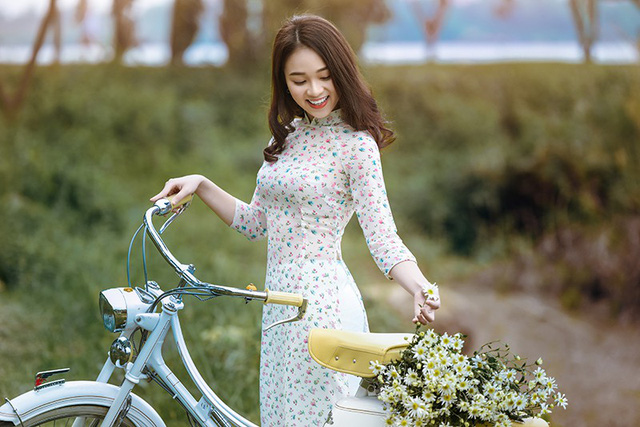Vẻ thanh tân rạng ngời của cô lớp trưởng tuổi 17 bẻ gãy sừng trâu - Ảnh 8. Vẻ thanh tân rạng ngời của cô lớp trưởng tuổi 17 bẻ gãy sừng trâu - Ảnh 8.