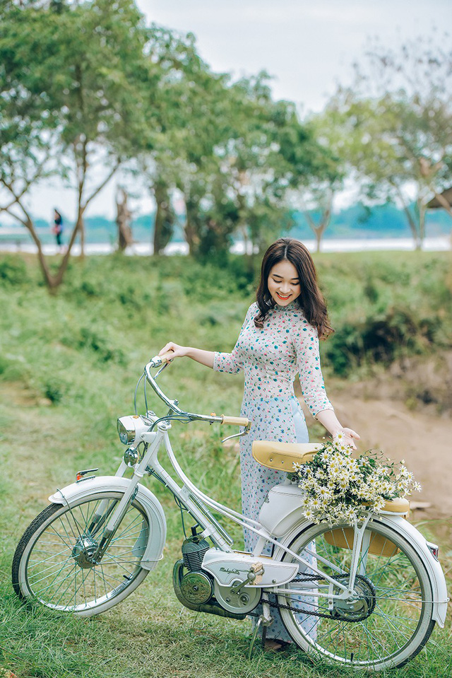 Vẻ thanh tân rạng ngời của cô lớp trưởng tuổi 17 bẻ gãy sừng trâu - Ảnh 10. Vẻ thanh tân rạng ngời của cô lớp trưởng tuổi 17 bẻ gãy sừng trâu - Ảnh 10.