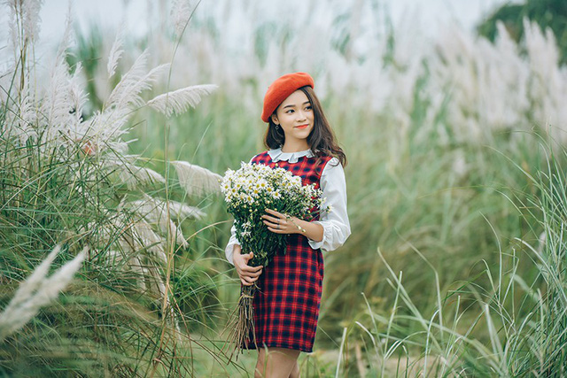 Vẻ thanh tân rạng ngời của cô lớp trưởng tuổi 17 bẻ gãy sừng trâu - Ảnh 18. Vẻ thanh tân rạng ngời của cô lớp trưởng tuổi 17 bẻ gãy sừng trâu - Ảnh 18.