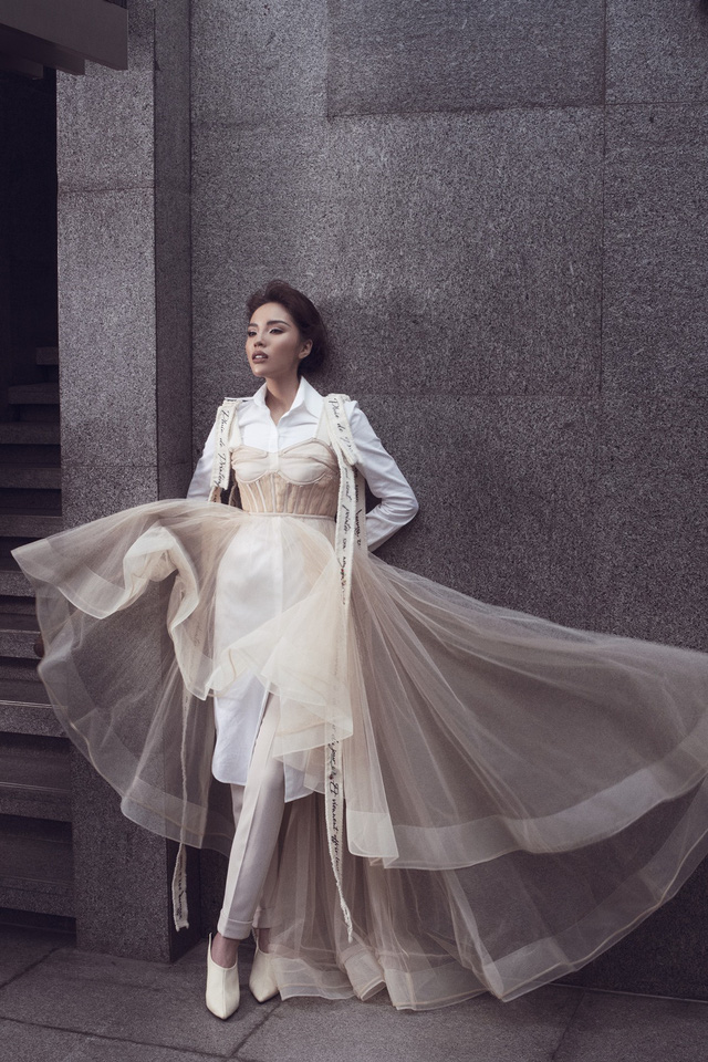 Hoa hậu Kỳ Duy&ecirc;n sexy kh&oacute; cưỡng ở tuổi 21 - Ảnh 24.