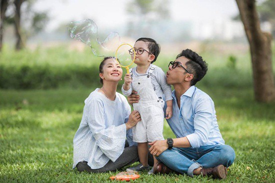 Quang Lê choáng ngợp trước biệt thự mới của Lệ Quyên - Ảnh 16. Quang Lê choáng ngợp trước biệt thự mới của Lệ Quyên - Ảnh 16.