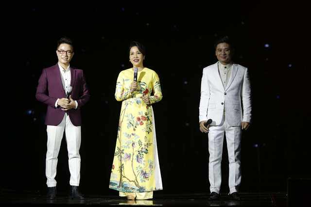 Diva Mỹ Linh bị run v&agrave; căng thẳng khi song ca với NSƯT Tấn Minh - Ảnh 2.