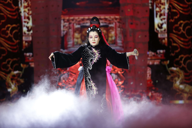 Diva Mỹ Linh bị run v&agrave; căng thẳng khi song ca với NSƯT Tấn Minh - Ảnh 10.