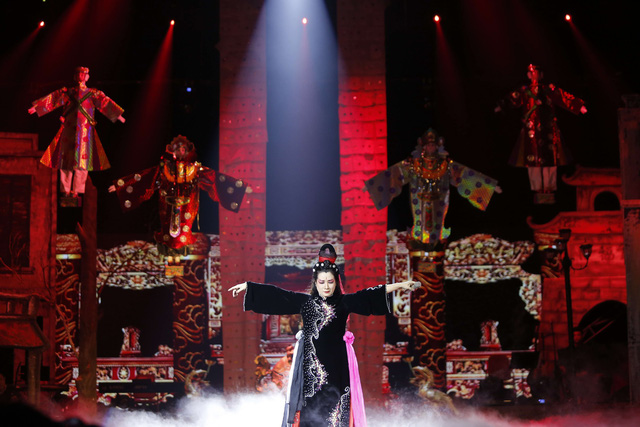 Diva Mỹ Linh bị run v&agrave; căng thẳng khi song ca với NSƯT Tấn Minh - Ảnh 12.