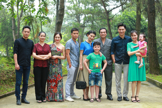 Hồng Đăng lu&ocirc;n cảm thấy mất sức mỗi khi &ldquo;y&ecirc;u&rdquo; Hồng Diễm tr&ecirc;n phim - Ảnh 4.