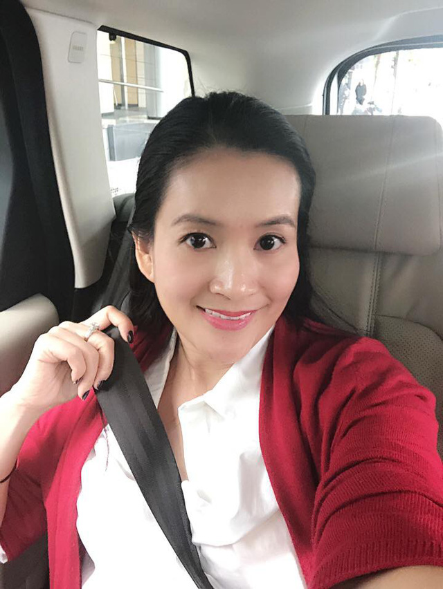 Vợ B&igrave;nh Minh n&oacute;i g&igrave; trước &ldquo;ảnh nhạy cảm&rdquo; của chồng với Trương Quỳnh Anh? - Ảnh 4.