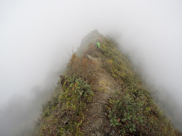 Lướt 4G tr&ecirc;n đỉnh T&agrave; X&ugrave;a - chuyện lạ m&agrave; thật - Ảnh 4.